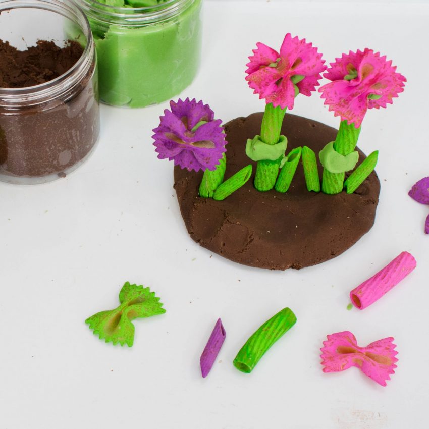 Lavoretti Per Bambini Con La Pasta Cruda Colorata Facili Da Fare