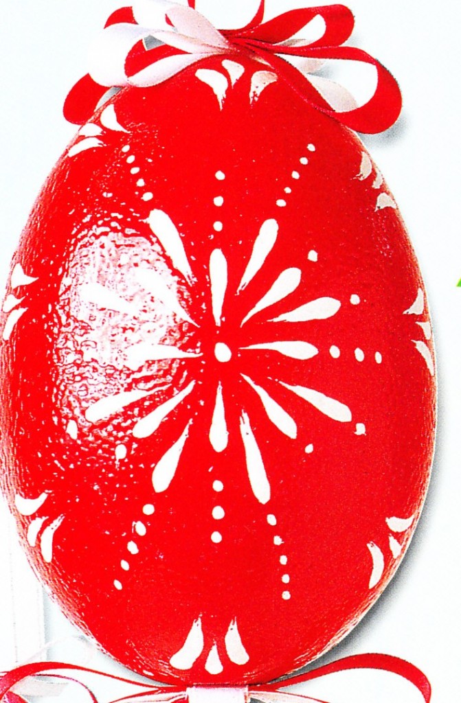 decorazioni-pasquali-fai-da-te-uovo-smaltato-rosso