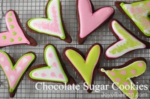 Biscotti facili da fare con i bambini_pasta frolla al cioccolato a forma di cuore
