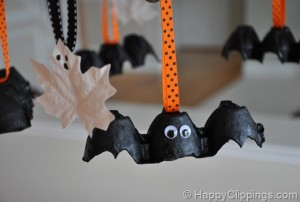 Halloween: pipistrelli fai da te_con materiale di riciclo_scatola delle uova