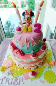 torte compleanno di Minnie colorata
