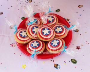 festa di compleanno degli avengers_biscotti di Capitan America
