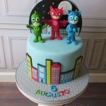 Torte di compleanno dei PJ Masks_pasta di zucchero con personaggi 3d
