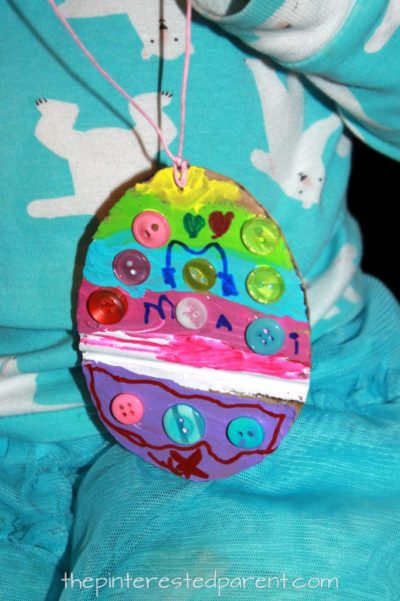 uova decorate per lavoretti di Pasqua facili