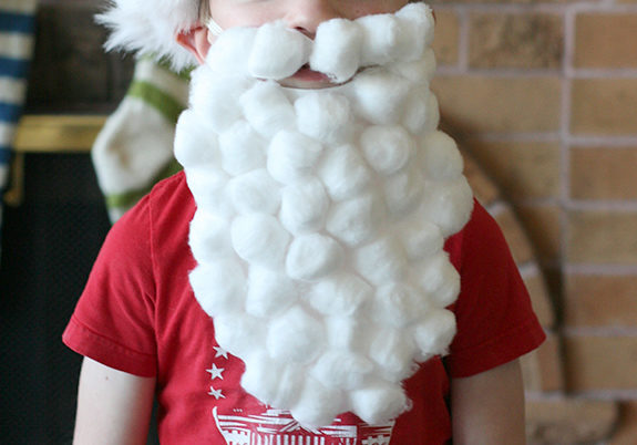 Barba di Babbo Natale fai da te: come realizzarla per grandi e bambini